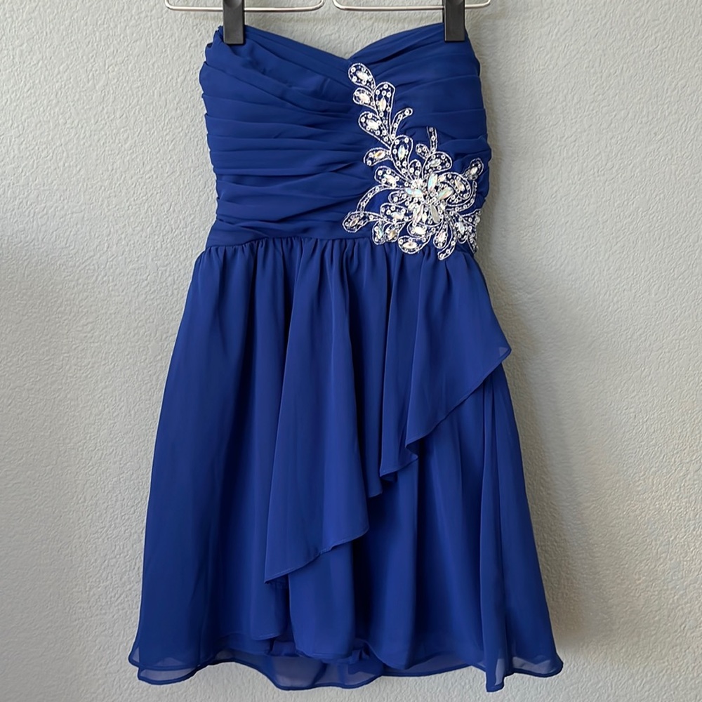 B.Darlin dark Royal blue size 3/4 above the knee dress, prom or graduati…